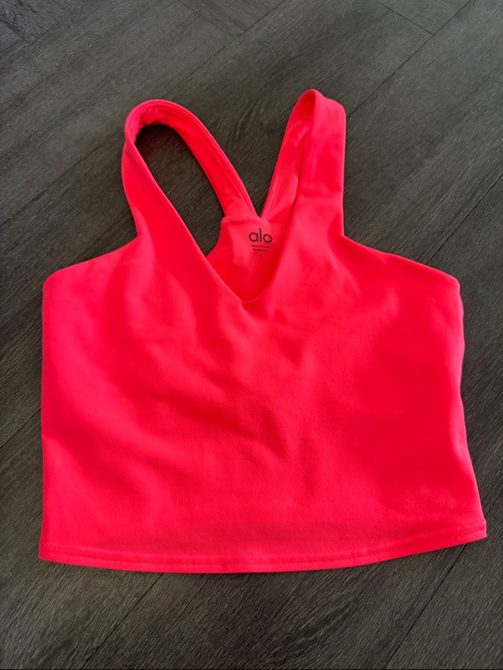 ALO Yoga Neon Pink V-Neck Crop Tank